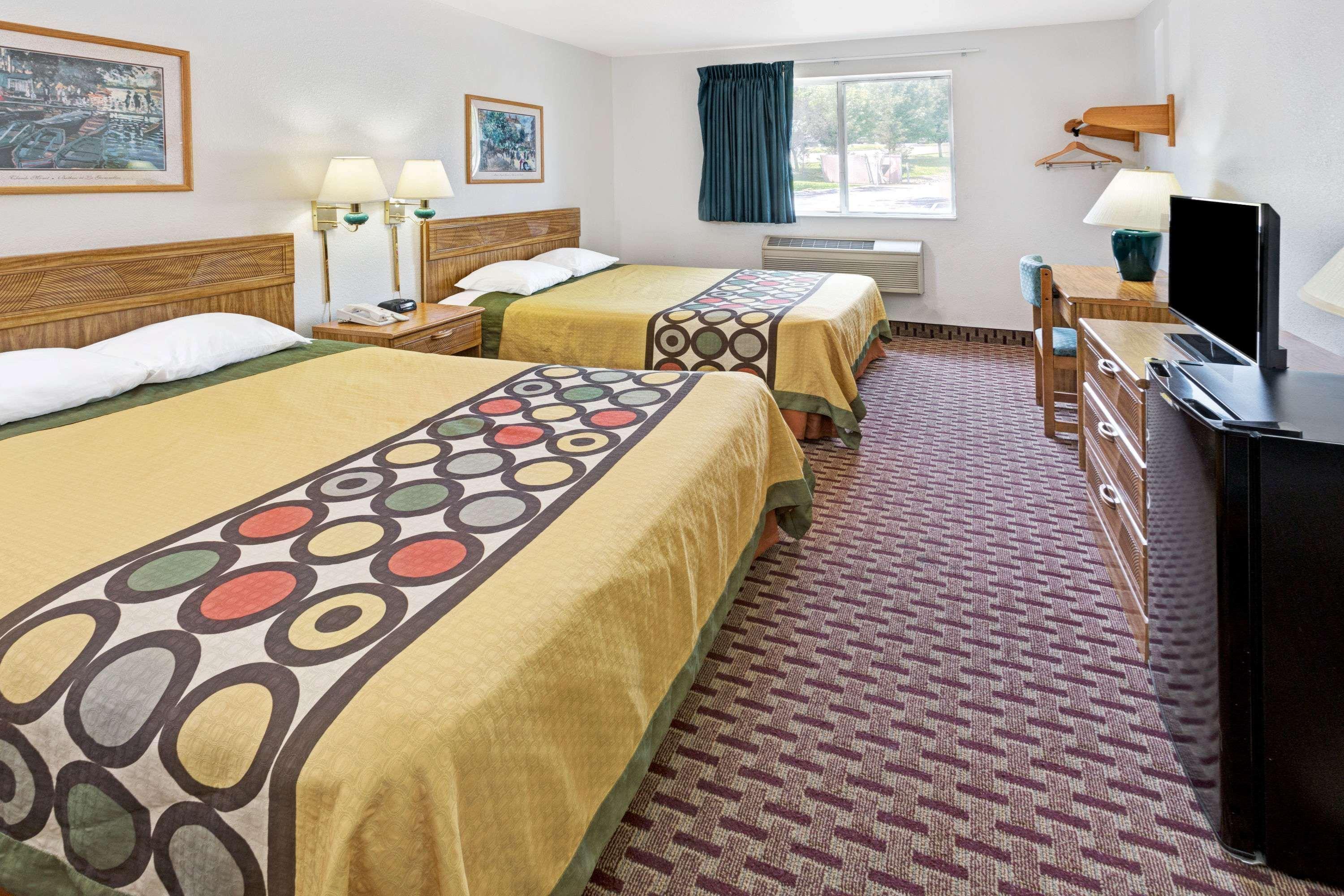 Super 8 By Wyndham Canonsburg/Pittsburgh Area Buitenkant foto