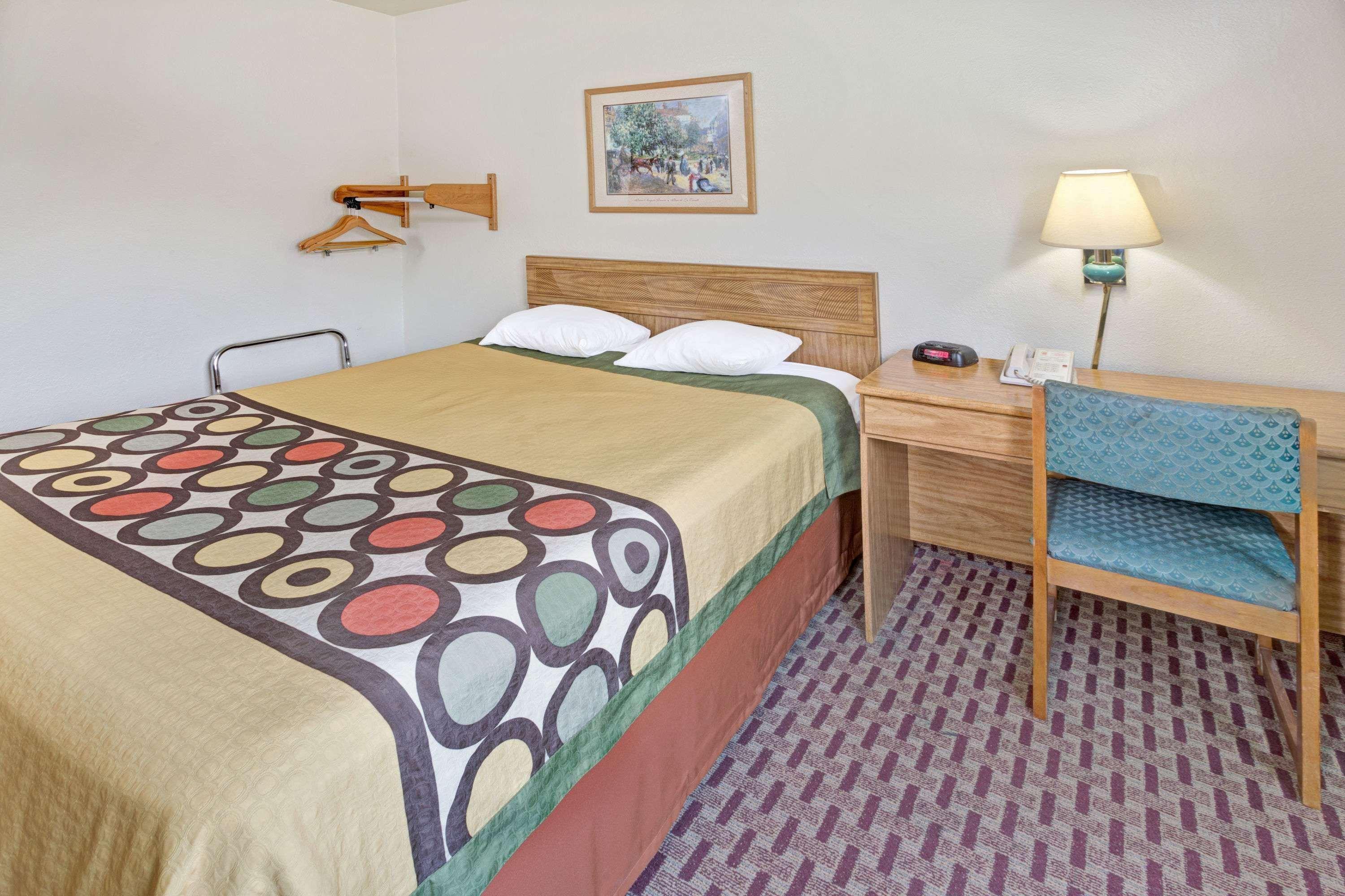 Super 8 By Wyndham Canonsburg/Pittsburgh Area Buitenkant foto