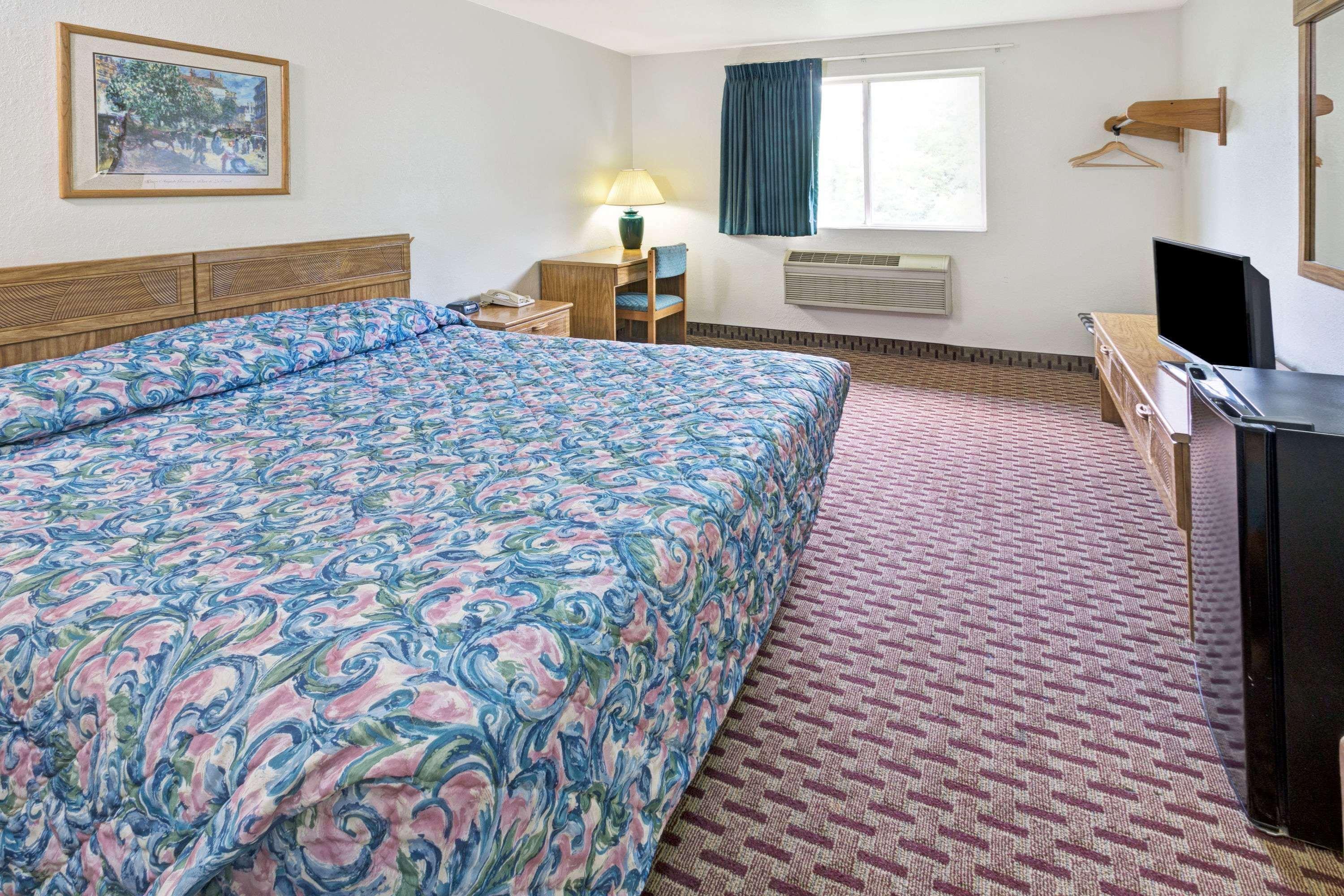 Super 8 By Wyndham Canonsburg/Pittsburgh Area Buitenkant foto