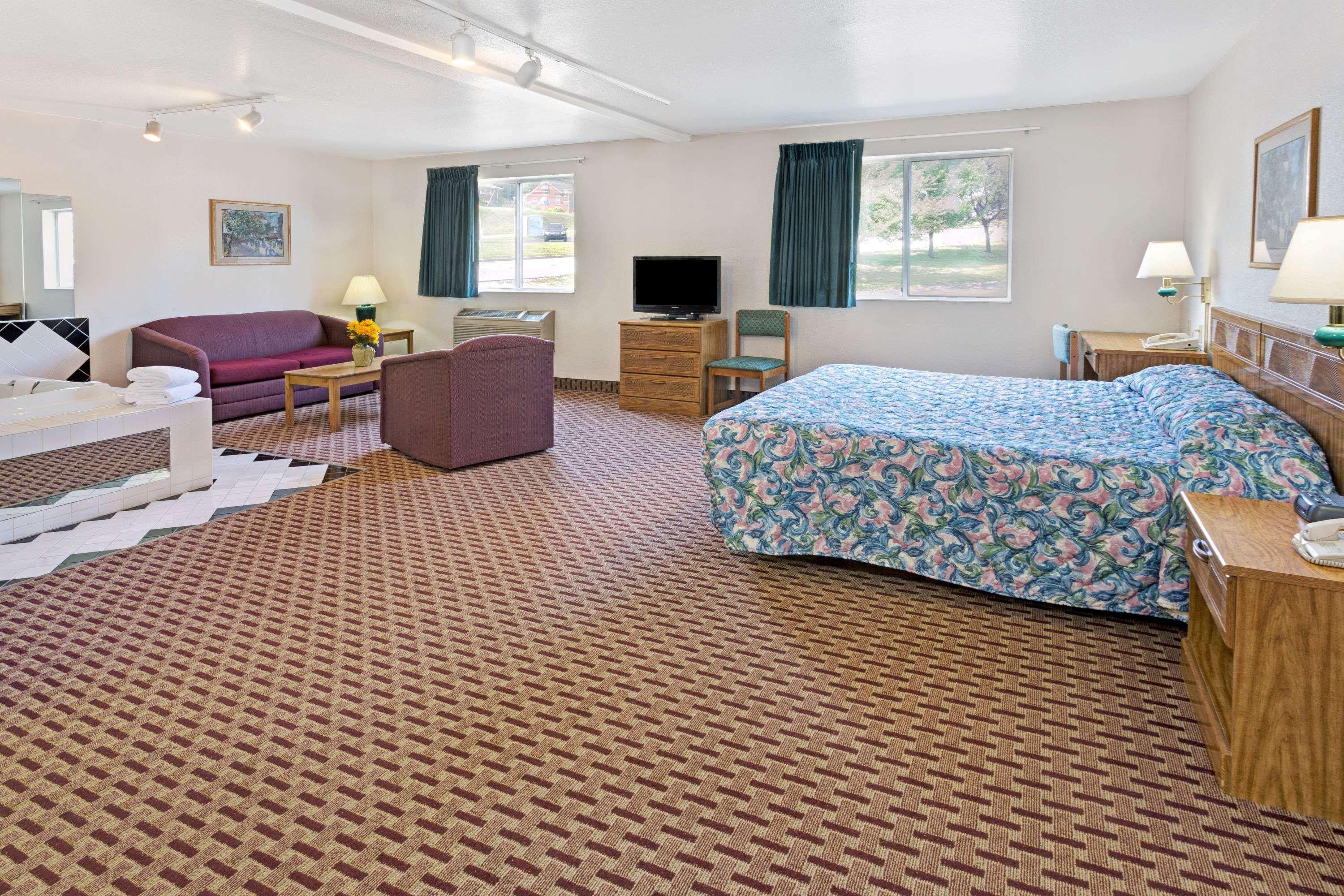 Super 8 By Wyndham Canonsburg/Pittsburgh Area Buitenkant foto
